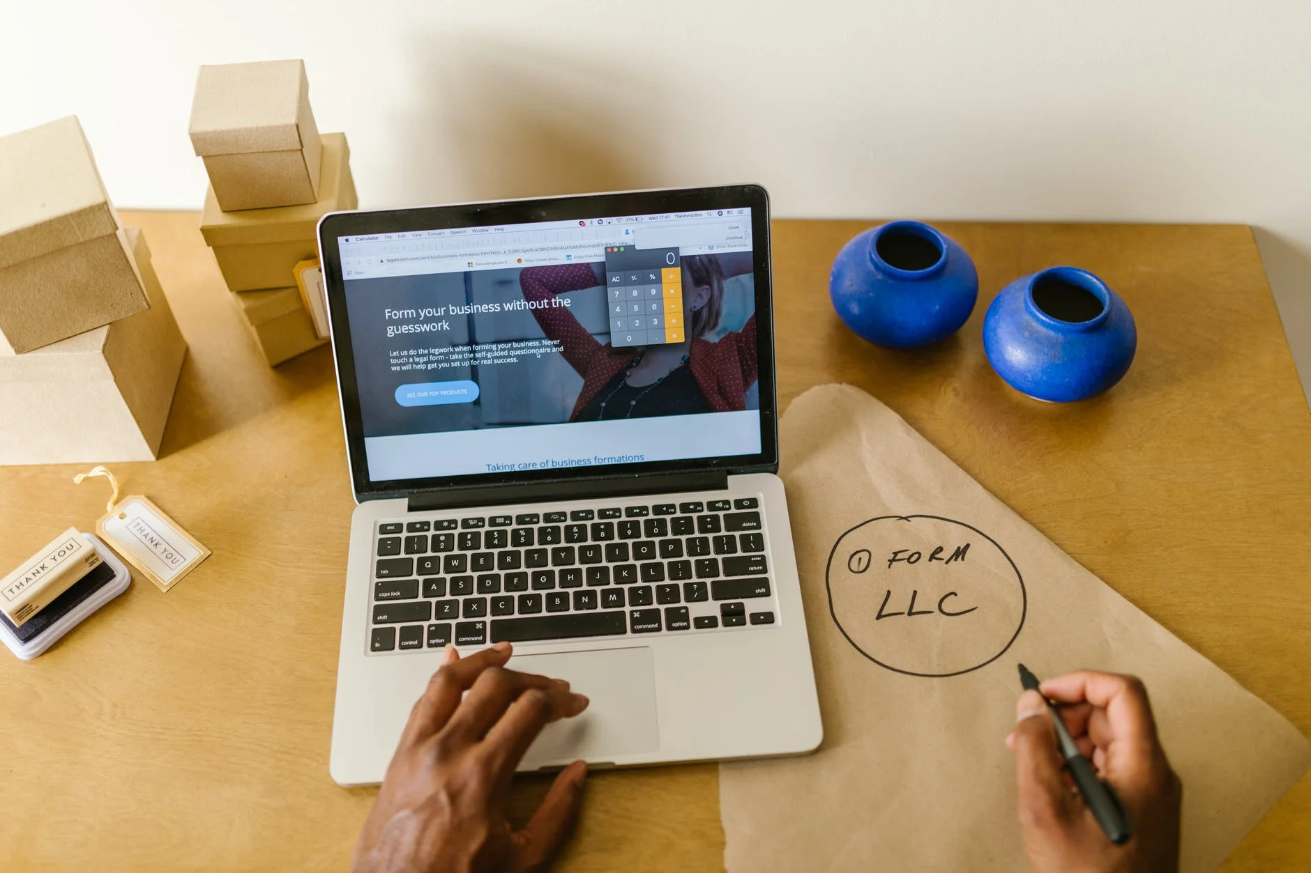 A person starting an online business